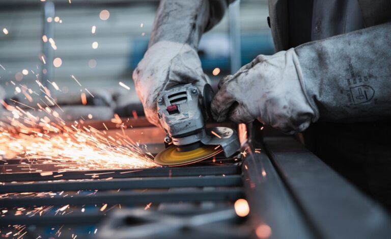 ATB Tamel w Tarnowie: Optymalizacja zatrudnienia i planowane zwolnienia