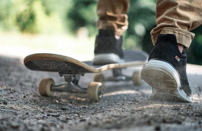 Tragedia na tarnowskim przejściu dla pieszych: nastolatek potrącony