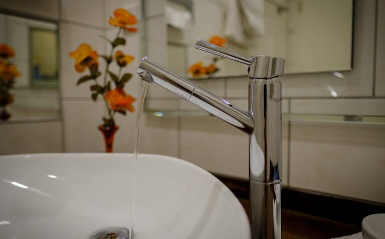 Wojewoda małopolski zwołuje sztab kryzysowy w odpowiedzi na bakterię Legionella pneumophila