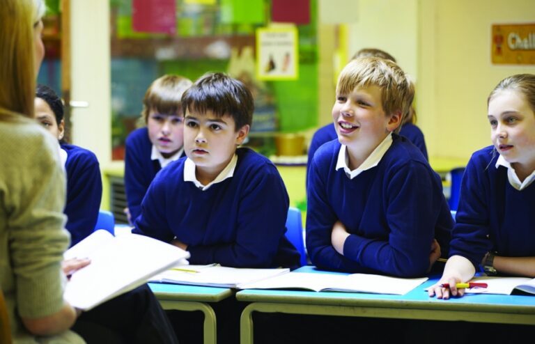 Zaproszenie dla najmłodszych na darmowe lekcje angielskiego w Miejskiej Bibliotece Publicznej w Tarnowie