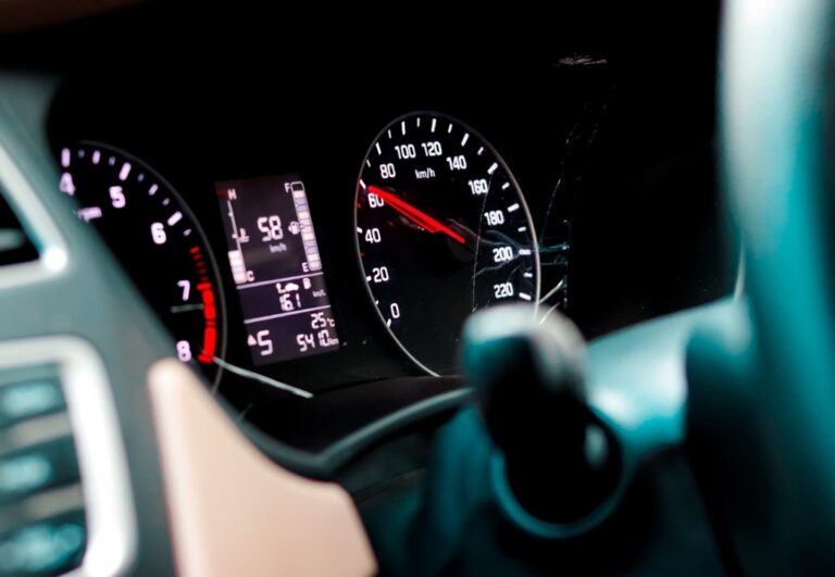 Rekordzista prędkości na drodze – 40-latek z powiatu bocheńskiego