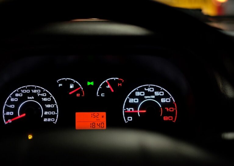 Akcja "Prędkość": Tarnowscy policjanci zatrzymali 75 piratów drogowych