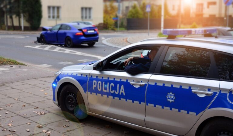 Załamanie ruchu drogowego w wyniku groźnego wypadku we Tarnowie