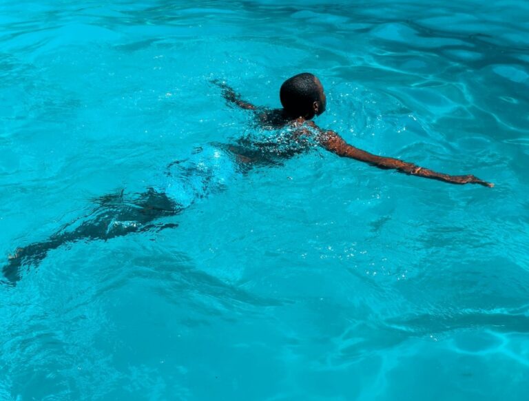 Modernizacja basenu w Brzesku dzięki dotacji z programu Polski Ład