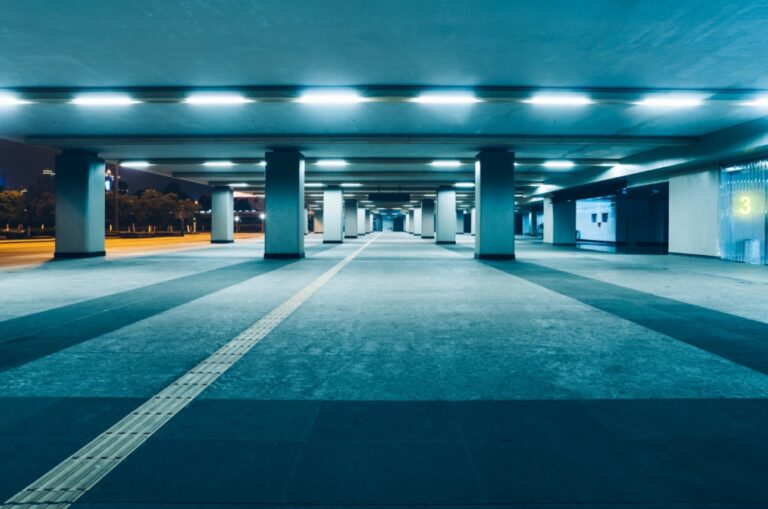 Zmiana taryf za parkowanie w Tarnowie: podwyżki w zasięgu ręki