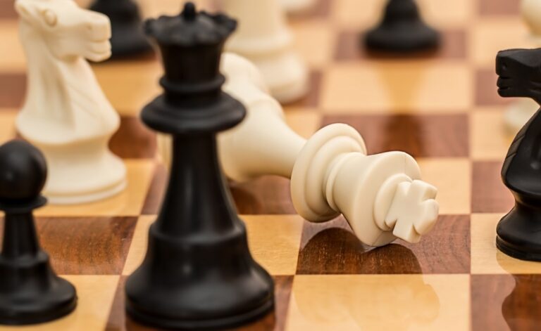 Dzieci i młodzież zapraszane na kurs szachowy organizowany przez Fundację Tarnowskiej Agencji Rozwoju Regionalnego