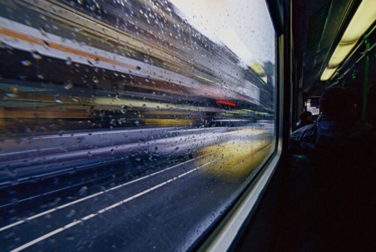 Poszukiwania podejrzanej o kradzież aparatu fotograficznego w tarnowskim autobusie