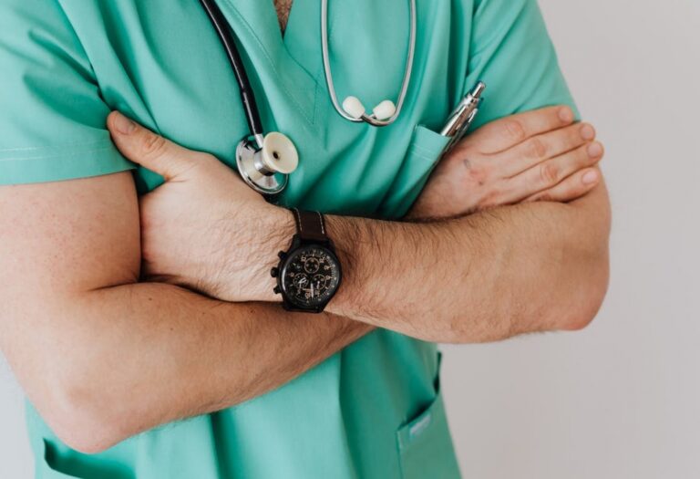 Przypadki niewłaściwego postępowania lekarzy: Lekarz pełniący dyżur pod wpływem narkotyków w Tarnowskim Szpitalu Specjalistycznym