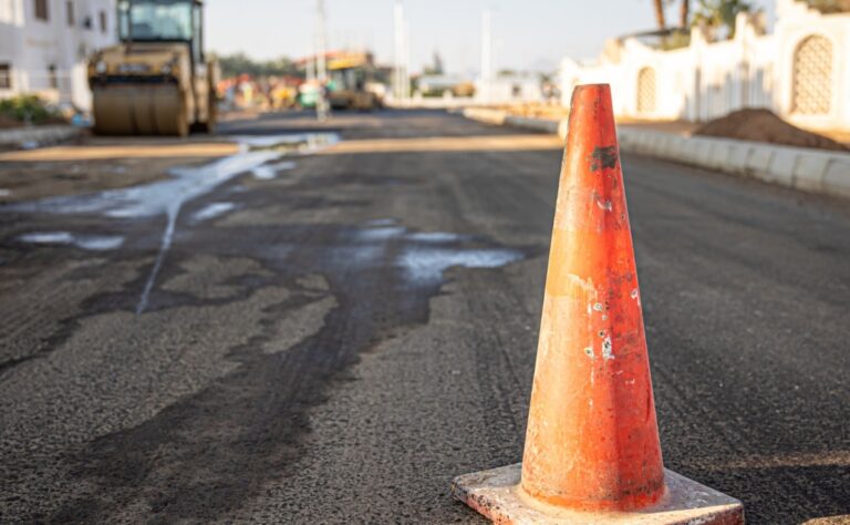 Proces usuwania dziur z tarnowskich dróg budzi kontrowersje wśród kierowców