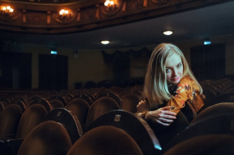 "Babski poniedziałek" – Kino Millennium oferuje filmy, konkursy i kiermasz