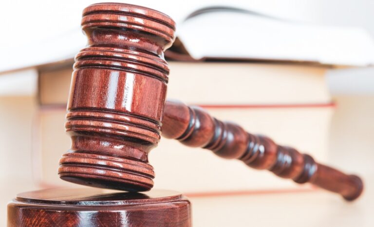 Postępy w śledztwie dotyczącym śmierci kibica podczas bójki na stadionie w Radłowie