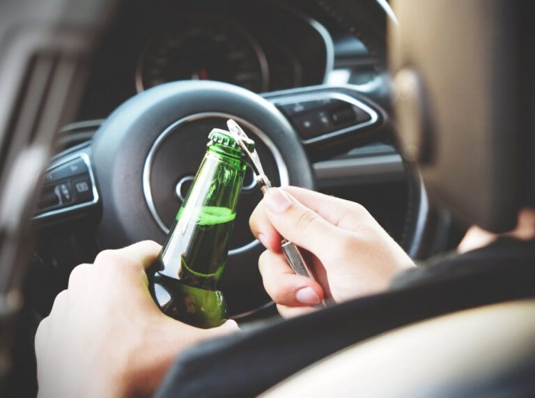 Zatrzymanie nietrzeźwego kierowcy w Tarnowie godzin po wejściu w życie nowych przepisów