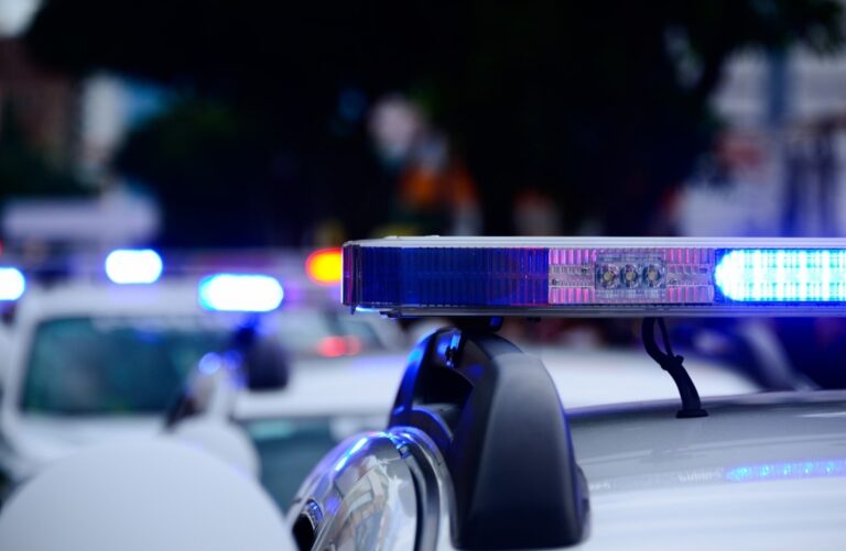 Zmarł 62-letni mężczyzna z powiatu tarnowskiego, po upadku z dachu o wysokości 6-7 metrów; próby reanimacji były nieskuteczne