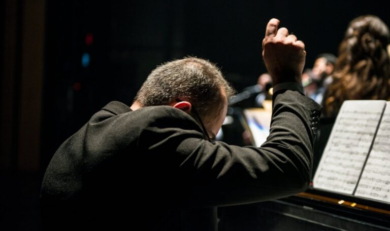 Melodyjne echa dalekich podróży – koncert miniatur w Sali Lustrzanej