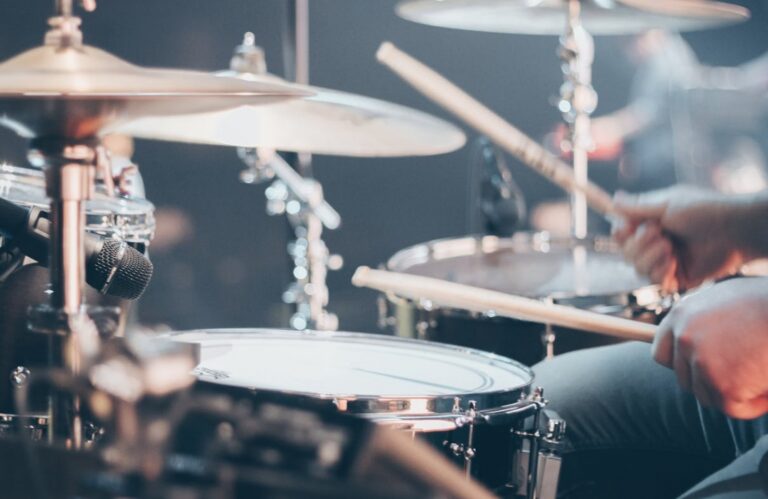 Charytatywny koncert ku pamięci Damiana Niewińskiego – wydarzenie wspierające młode talenty perkusyjne