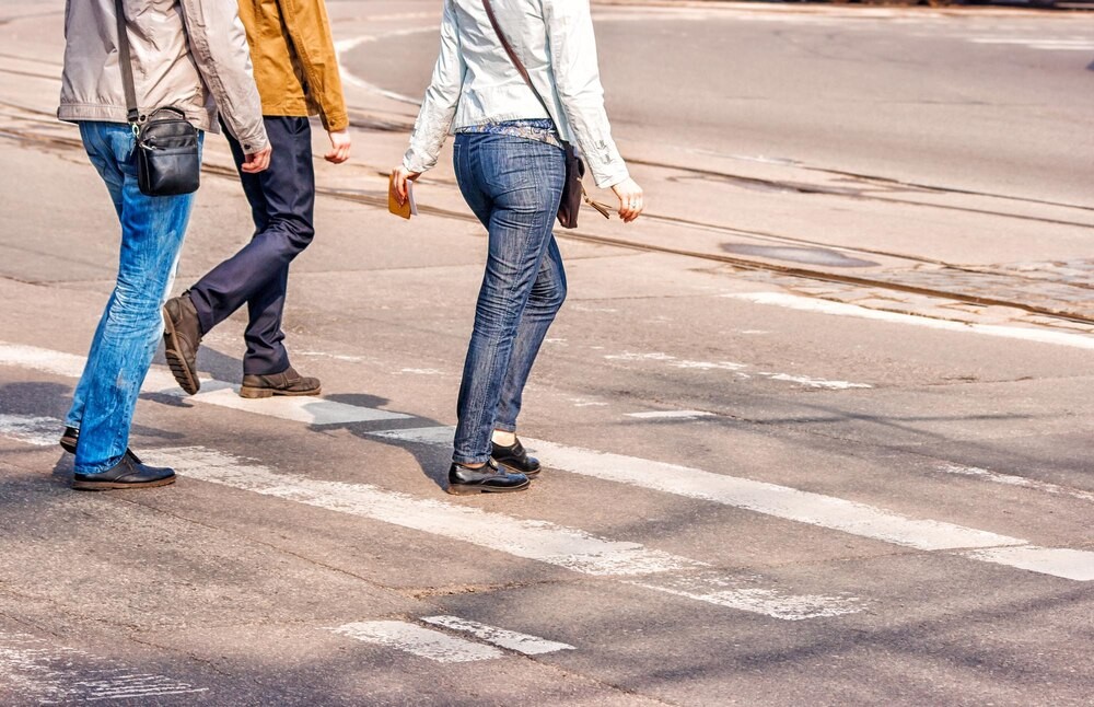 bezpieczna-zabawa-na-drodze-mini-kursy-dla-dzieci-w-parku-strzeleckim