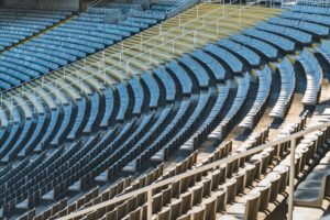 stadion-w-moscicach-znow-w-budowie-nowy-podwykonawca-przyspiesza-prace