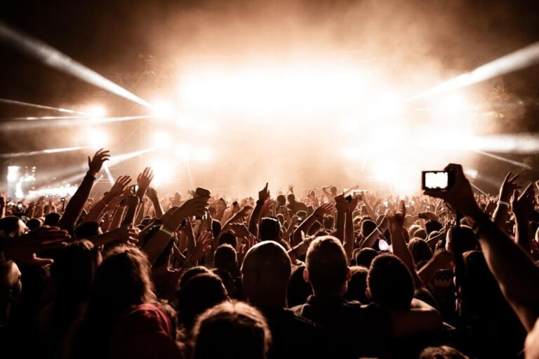 festiwal-apex-wspinaczka-pasja-i-gorskie-inspiracje-w-tarnowie