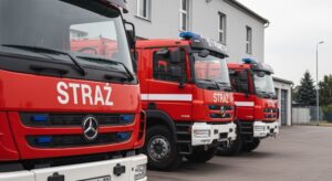 fundacja----dorastaj-z-nami----dzi--kuje-stra--ako-auto-6773