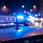 p--dzi---mercedesem-155-km-h-w-obszarze-zabudowany-auto-1353