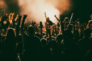 muzyczne-wspomnienie---w--jana-paw--a-ii-w-wojnick-auto-1807