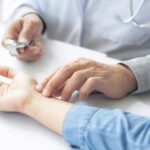 w-tarnowie-o-profilaktyce-raka-piersi---wsp--lna-i-auto-3846