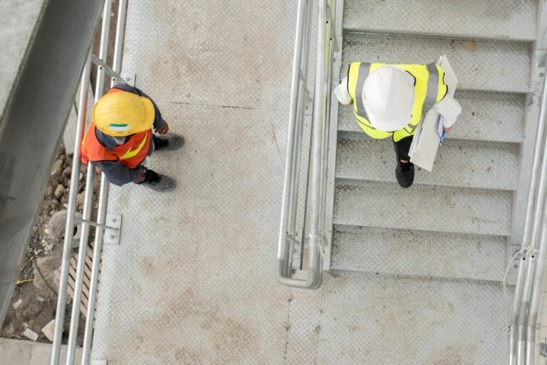 zosta--y-tylko-dwa--mieszkania-za-remont--auto-3415