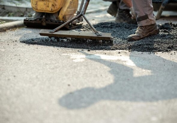 intensywna-budowa-kanalizacji-w-niecieczy--krok-w--auto-3079