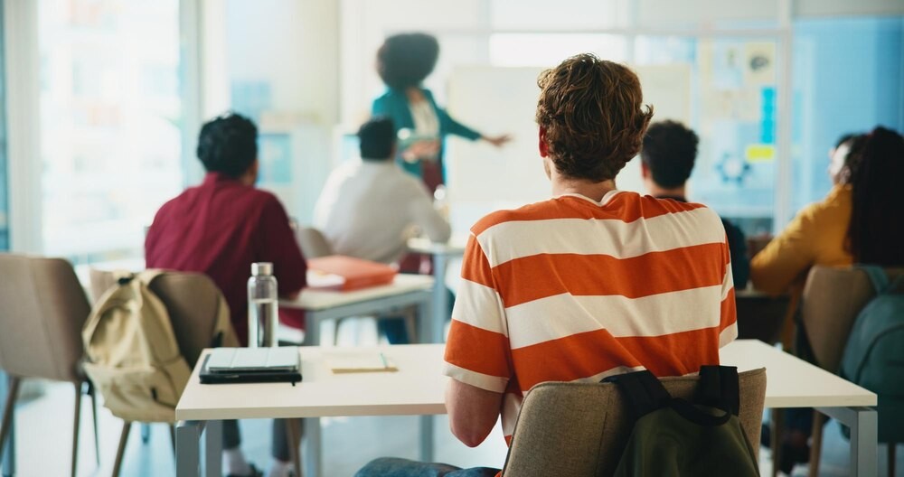 dzie---otwarty-w-zespole-szk-----og--lnokszta--c---auto-3549