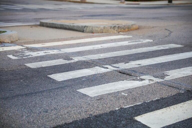 wypadki-na-pasach-w-tarnowie--potr--cenie-pieszej--auto-5978