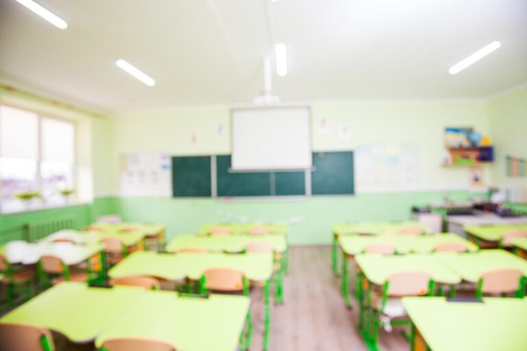 edukacja-przedszkolna-w-gminie-rzepiennik-z-nowymi-auto-3546